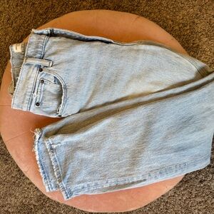 Abercrombie & Fitch the 90’s straight ultra high rise 26 short 2 short